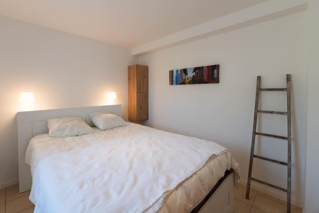 Ravissante Maison 3* Avec Jacuzzi Proche Lac ビスカロッス エクステリア 写真